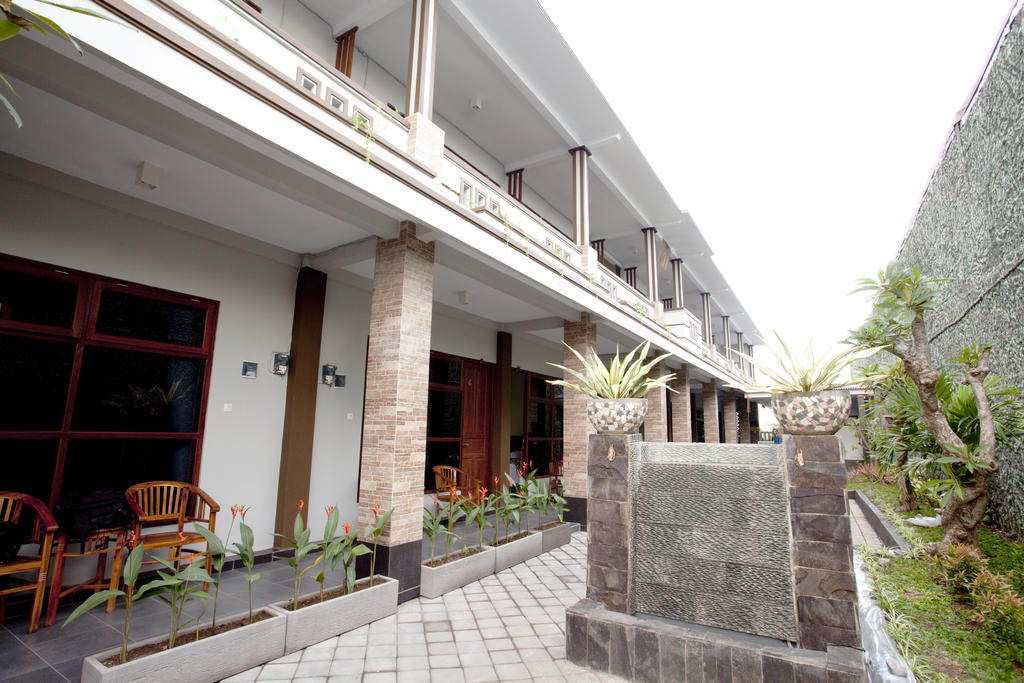 Gm Bali Guest House Kuta Lombok Exterior foto